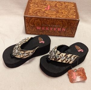 Justin Addison Girls Cowgirl Bling Flip Flops Girls Size XS (10-11) NWT